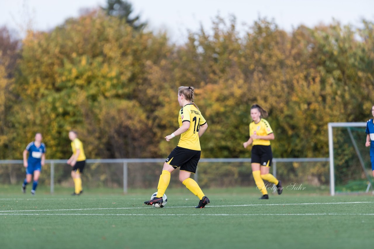 Bild 164 - F SSC Hagen Ahrensburg - SV Frisia 03 Risum-Lindholm : Ergebnis: 2:0